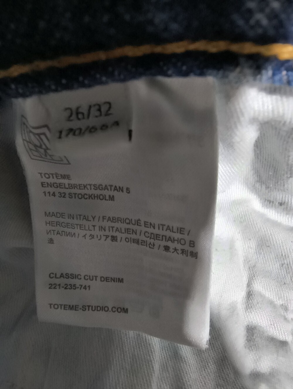 Toteme Classic Cut Denim Sz 26 - Picture 4 of 7